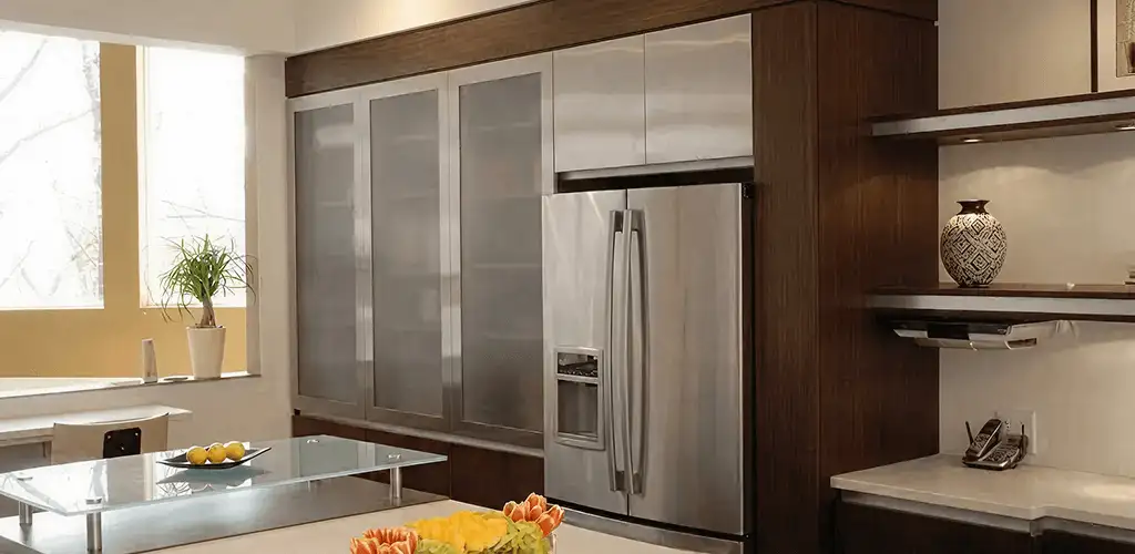 Cabinet door replacement and modern kitchen cabinet upgrade in Bakersfield, CA