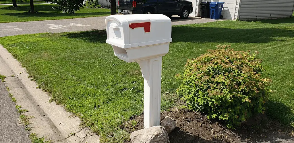 Mailbox installation for a residential curbside mailbox in Bakersfield, CA